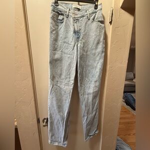Abercrombie 90's Straight Ultra High Rise Jeans